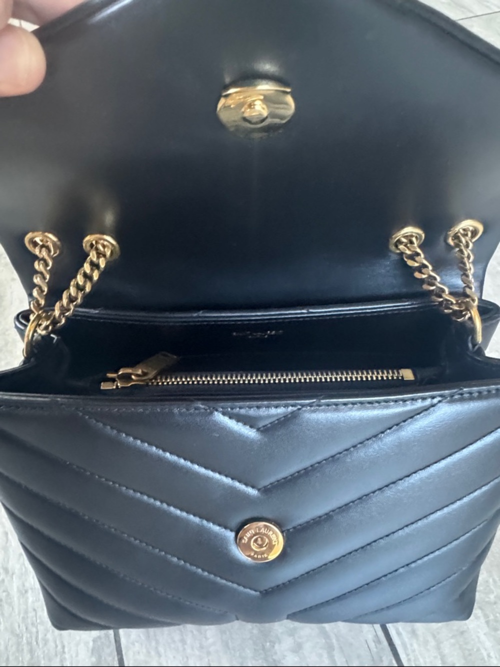 Saint Laurent Small Loulou Quilted Leather Shoulder Bag with Gold YSL - Picture 7 of 7